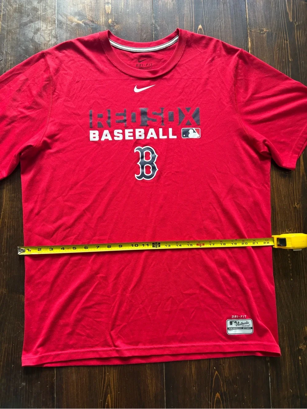 Vintage Nike Red Boston Red Sox Baseball Tee Size Large